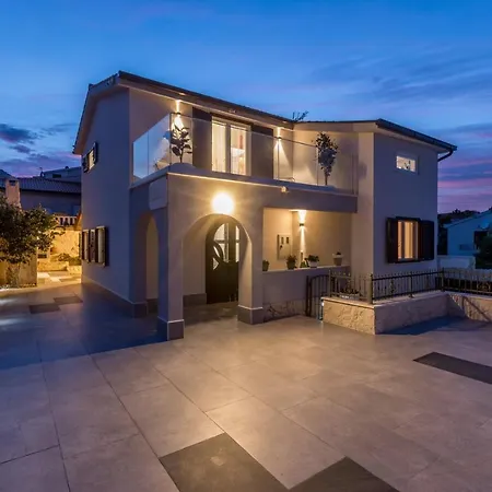 Villa Desire With Private Pool And Sea View *